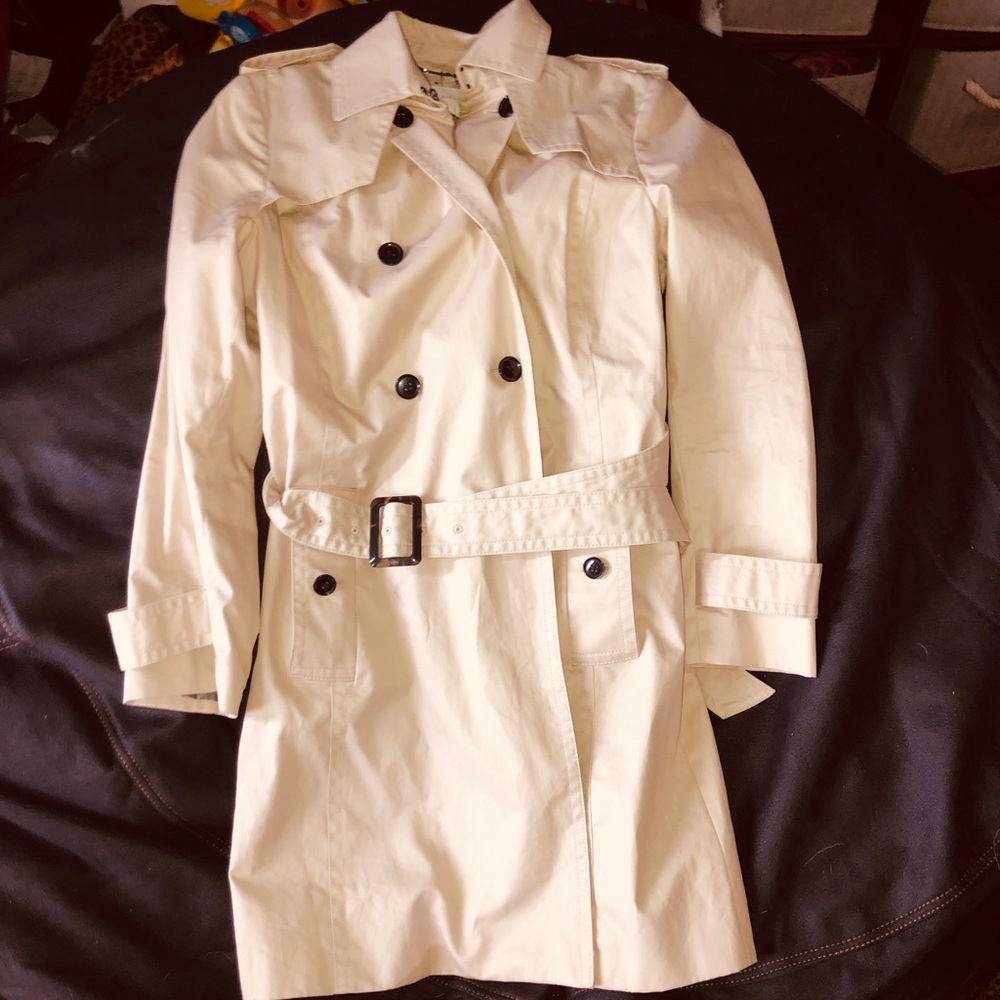 Banana Republic Classic Trench Coat petite medium
